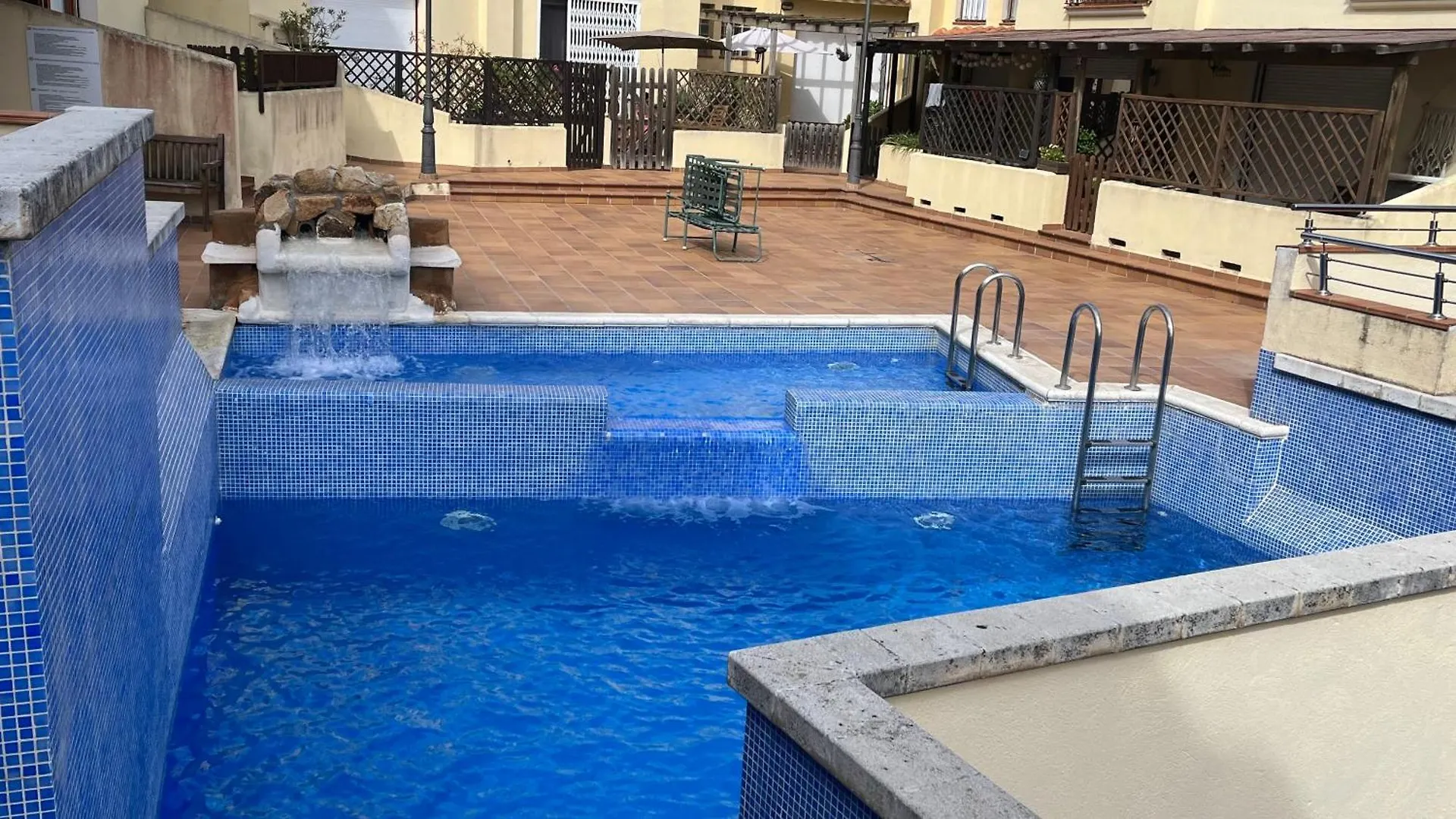 הוילה טוסה דה מאר Casa Con Piscina En El Casco Historico 0*,  ספרד